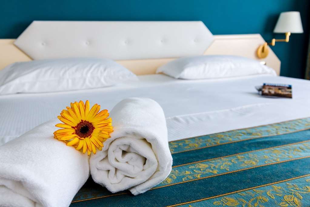 Grande Albergo Potenza Habitación foto